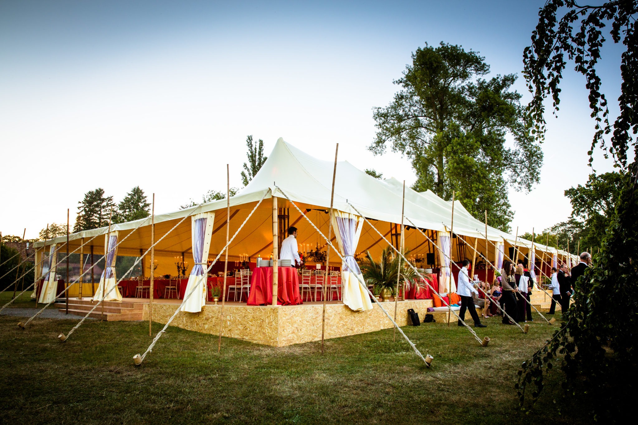 Our Tips for Renting Tents and Equipment