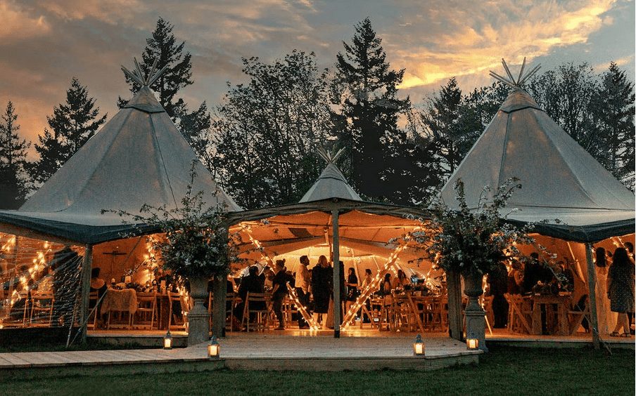 Looking for a tent for your wedding : what a challenge!